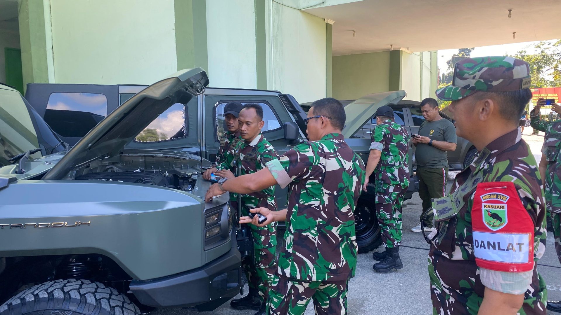 Rindam XVIII/Kasuari Laksanakan Pemeriksaan Kendaraan Dinas, Pastikan Siap Operasional