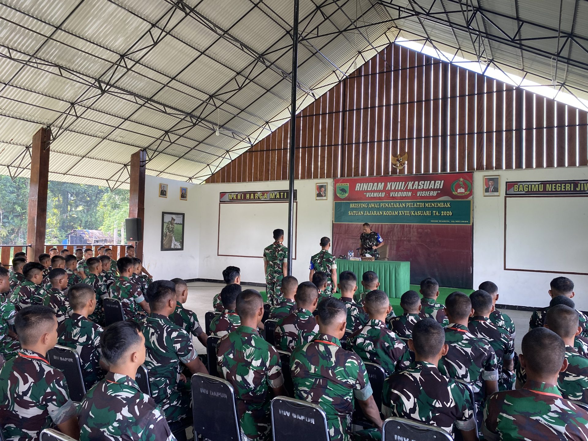 Danrindam XVIII/Ksr Buka Briefing Awal Penataran  Pelatih Menembak Satjar Kodam XVIII/Ksr TA 2026